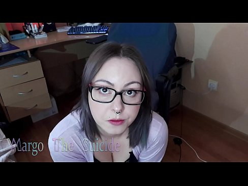 ❤️ Ti fi sexy ak linèt souse gode pwofondman sou kamera ❤ Ponografi anal nan nou